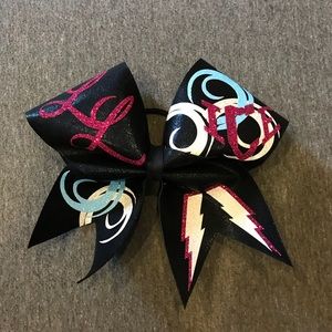 Cheer Bow